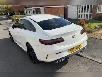 Used Mercedes-Benz E Class 2017 for sale - 76265210: Photo 4