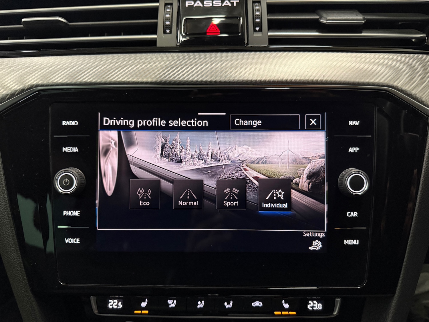 Used Volkswagen Passat 2019 for sale - 76144142: Photo 25