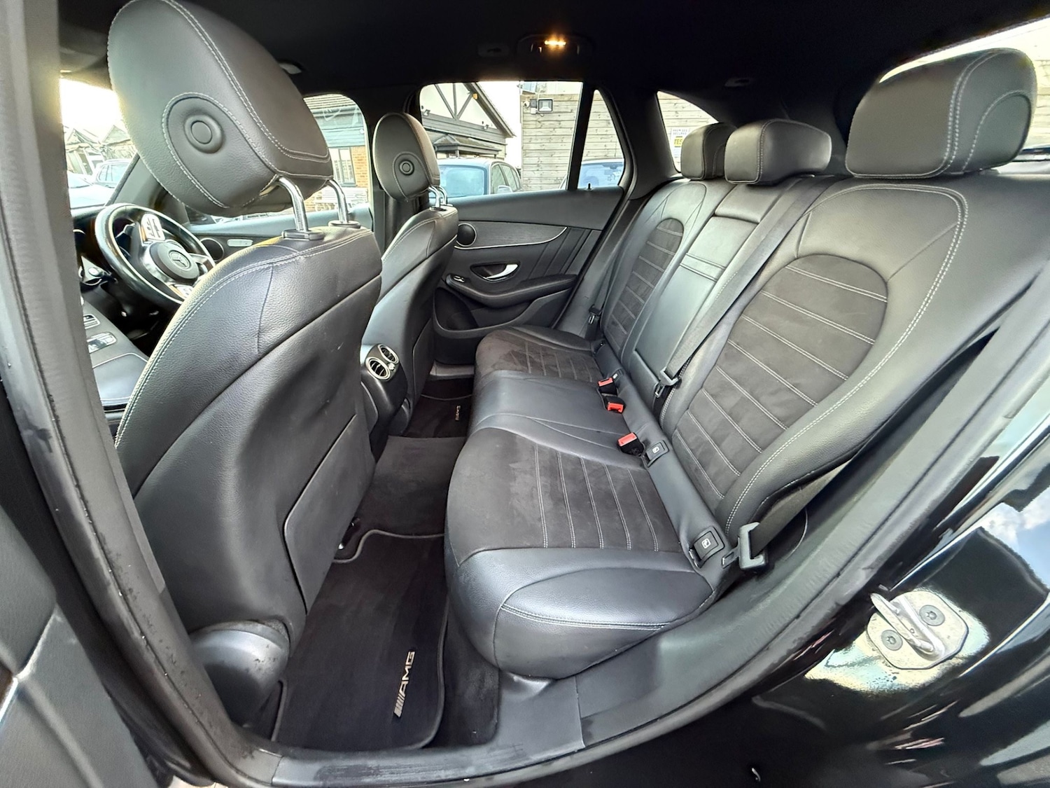 Used Mercedes-Benz GLC 2020 for sale - 76626790: Photo 11