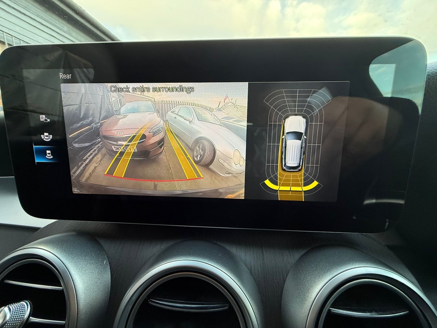 Used Mercedes-Benz GLC 2020 for sale - 76626790: Photo 16