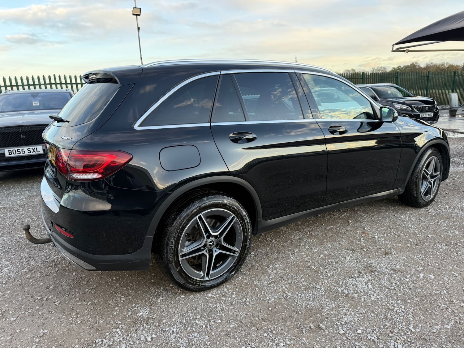 Used Mercedes-Benz GLC 2020 for sale - 76626790: Photo 3