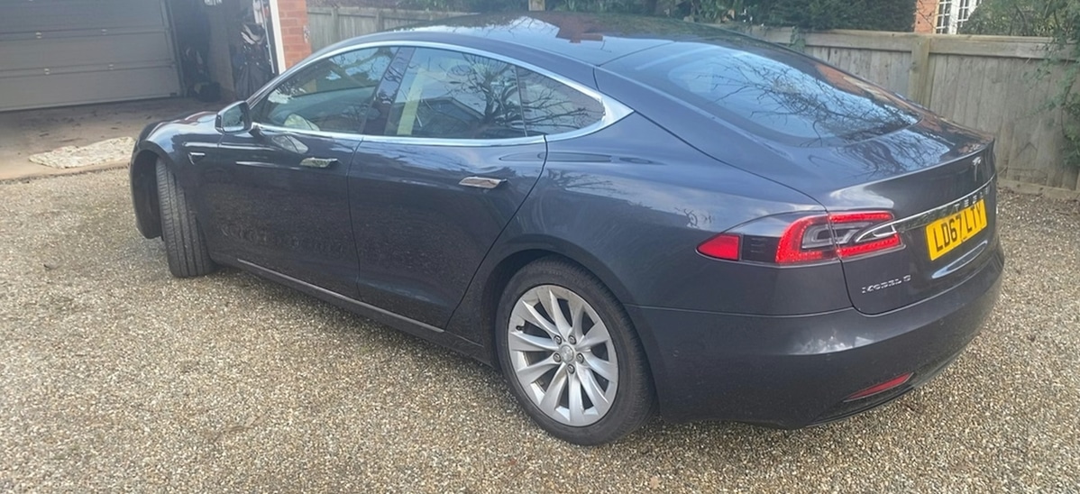 Used Tesla Model S 2017 for sale - 76845995: Photo 5