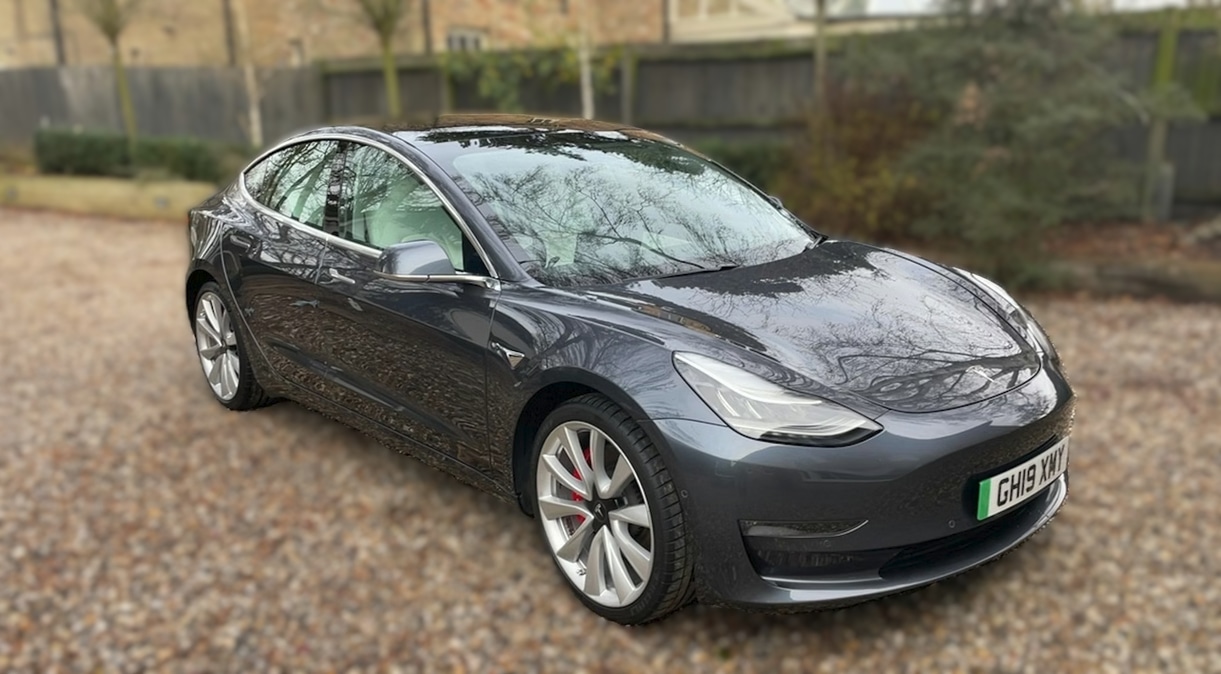 Used Tesla Model 3 2019 for sale - 76908269: Photo 1