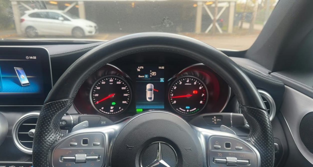 Used Mercedes-Benz C Class 2018 for sale - 76846000: Photo 8