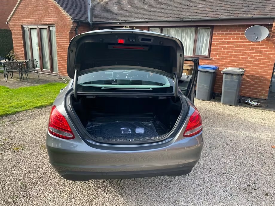 Used Mercedes-Benz C Class 2018 for sale - 77778552: Photo 9