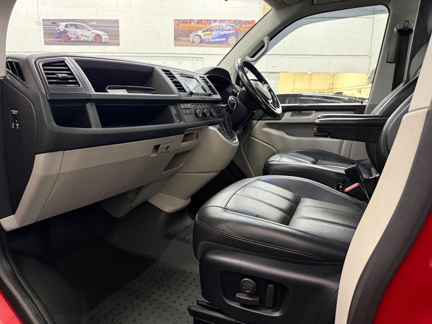 Used Volkswagen Transporter 2015 for sale - 77502948: Photo 14