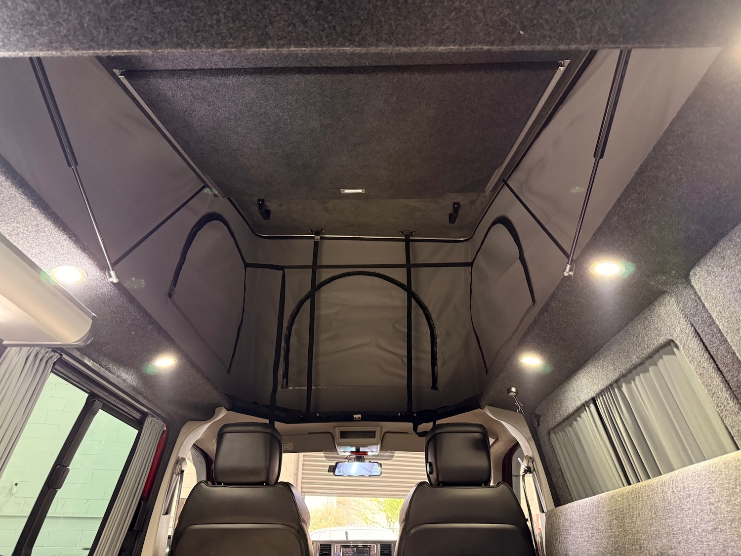 Used Volkswagen Transporter 2015 for sale - 77502948: Photo 34