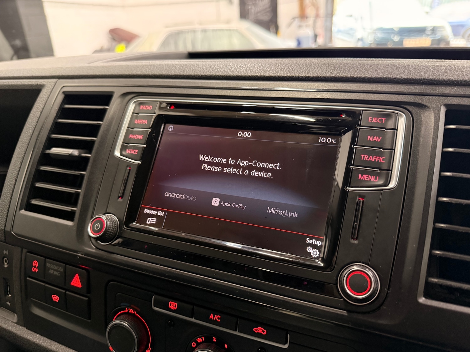 Used Volkswagen Transporter 2015 for sale - 77502948: Photo 39