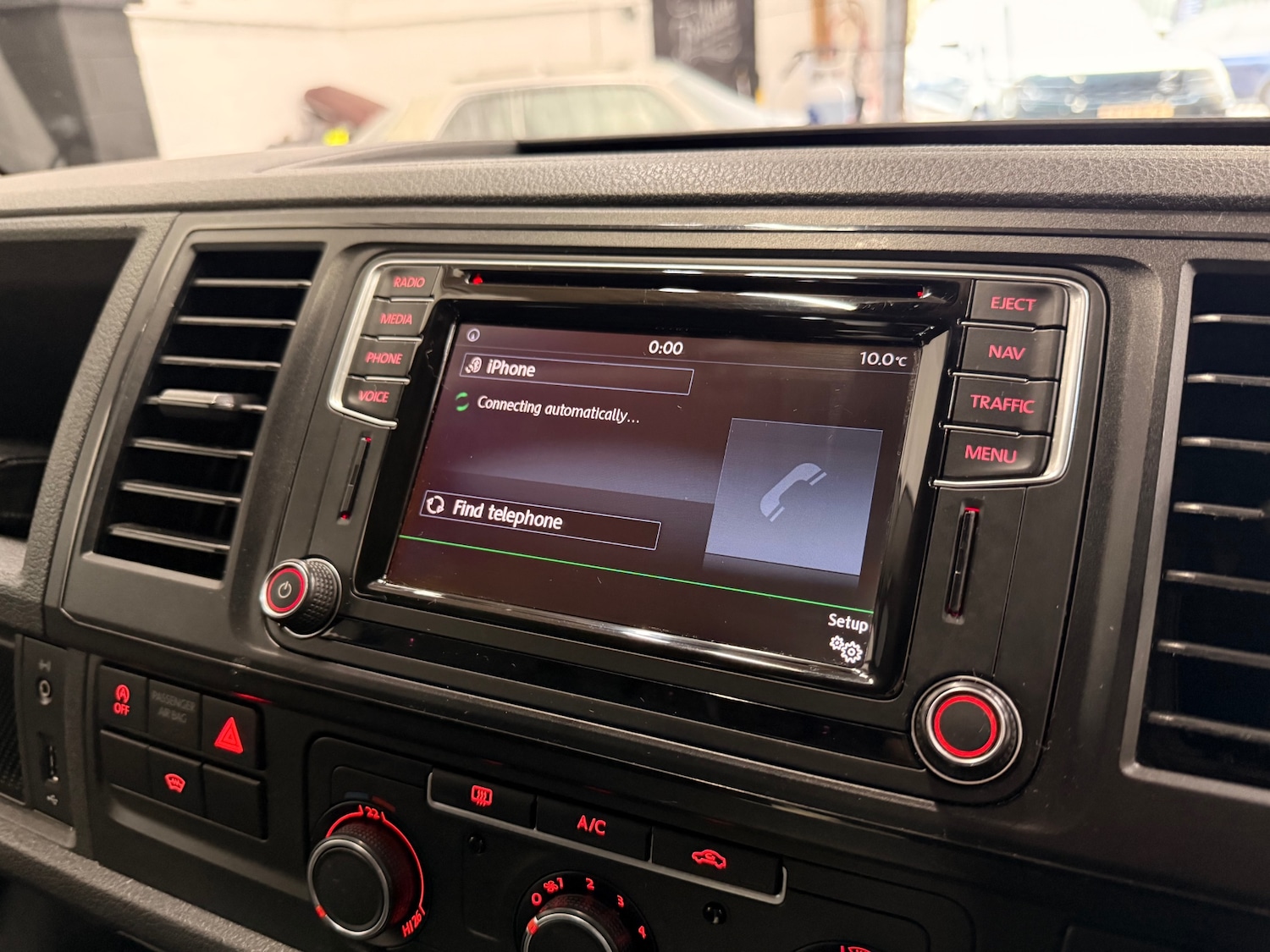 Used Volkswagen Transporter 2015 for sale - 77502948: Photo 40