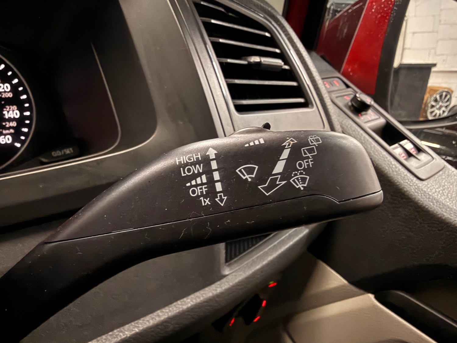 Used Volkswagen Transporter 2015 for sale - 77502948: Photo 47