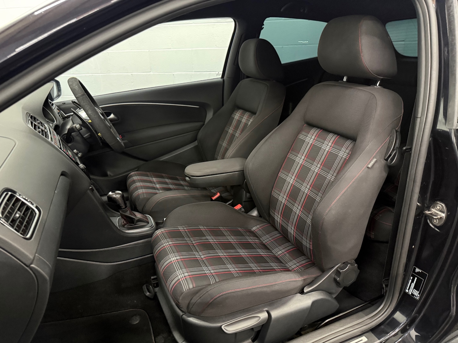 Used Volkswagen Polo 2016 for sale - 76290077: Photo 14