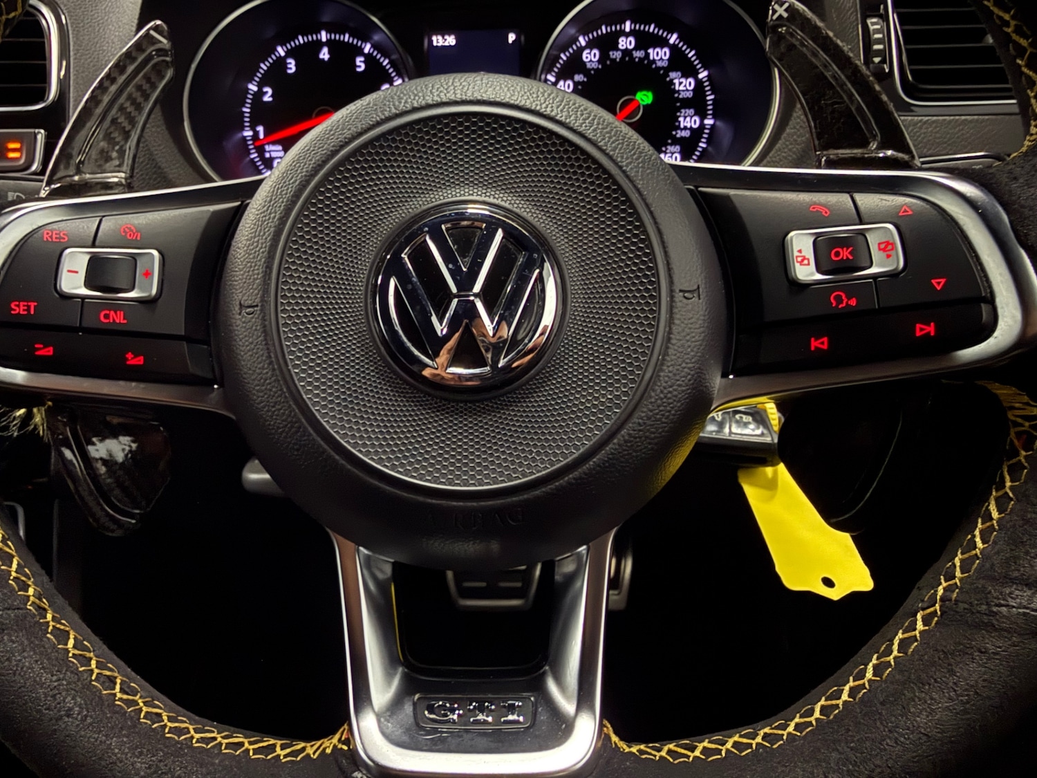 Used Volkswagen Polo 2016 for sale - 76290077: Photo 24