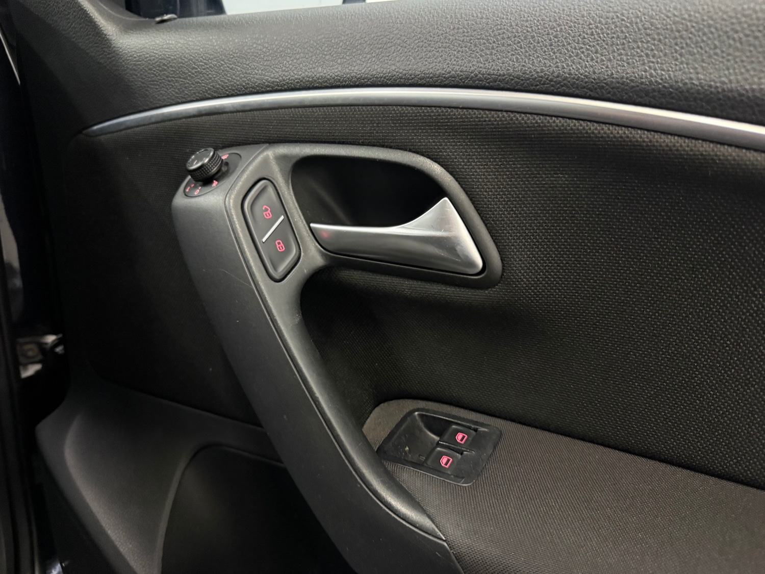 Used Volkswagen Polo 2016 for sale - 76290077: Photo 29