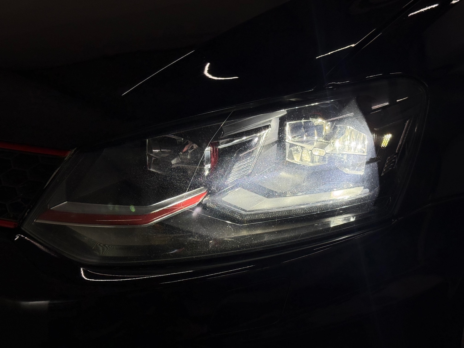 Used Volkswagen Polo 2016 for sale - 76290077: Photo 32