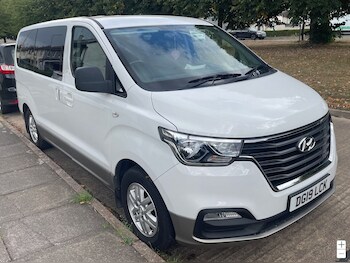 2019 (19) - 2.5 CRDi SE 5dr