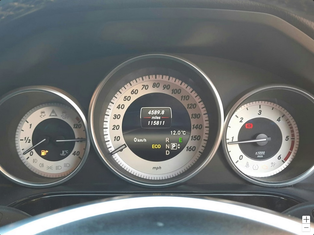 Used Mercedes-Benz E-Class 2013 for sale - 76104325: Photo 10