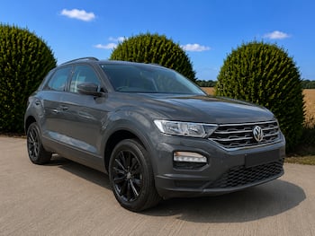 Used Volkswagen T-Roc 2019 for sale - 79644546: Photo