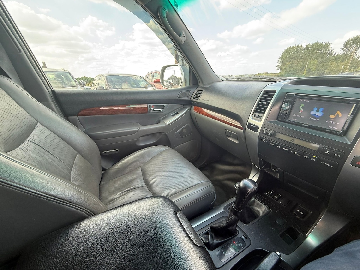 Used Toyota Land Cruiser 2010 for sale - 76425885: Photo 10