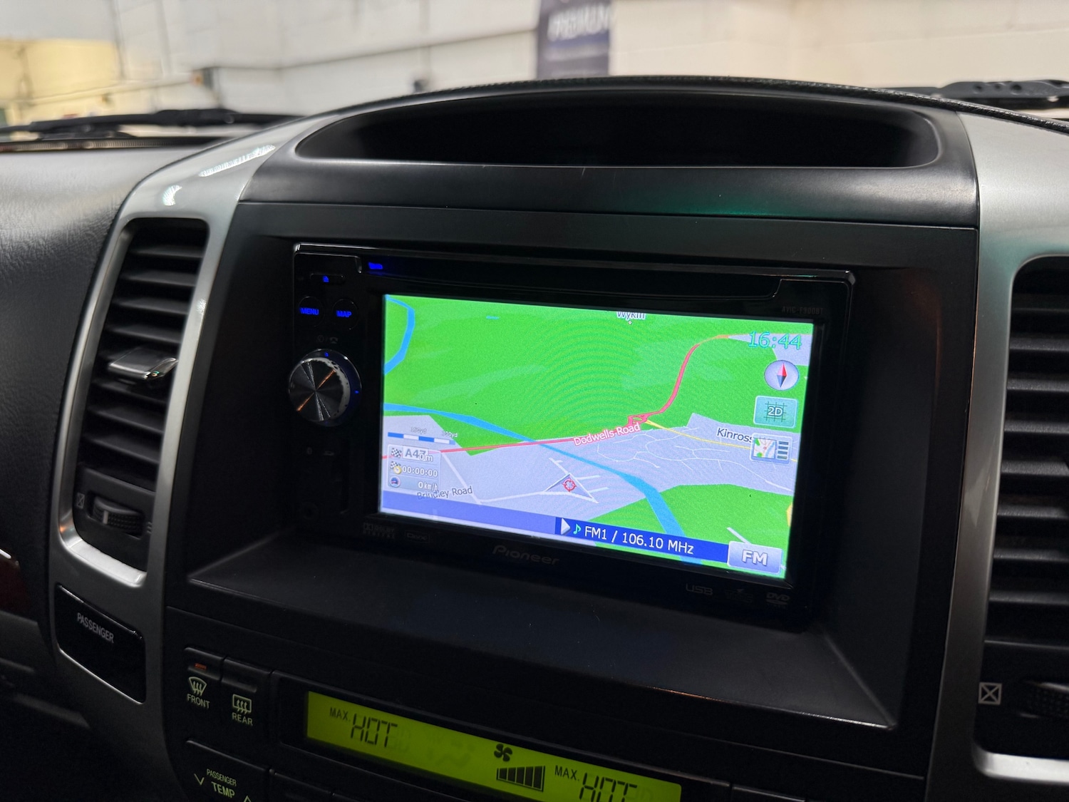 Used Toyota Land Cruiser 2010 for sale - 76425885: Photo 21