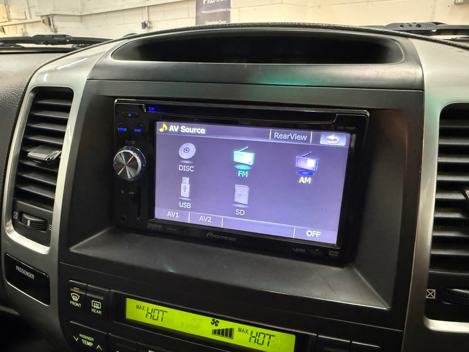 Used Toyota Land Cruiser 2010 for sale - 76425885: Photo 23