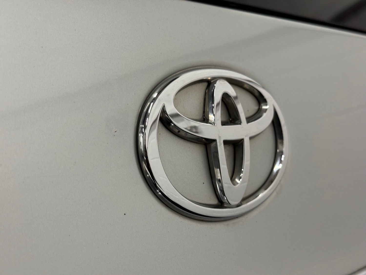 Used Toyota Land Cruiser 2010 for sale - 76425885: Photo 34