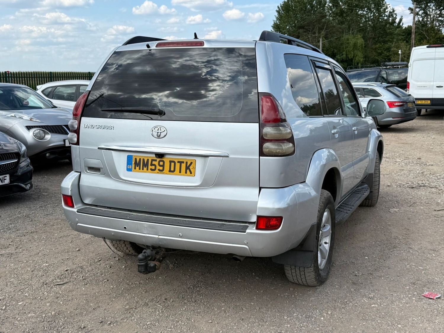 Used Toyota Land Cruiser 2010 for sale - 76425885: Photo 4