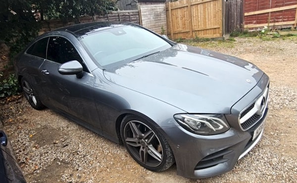 Used Mercedes-Benz E Class 2018 for sale - 76300568: Photo 1