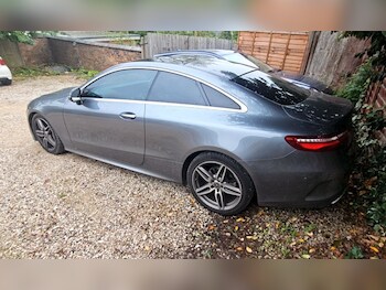 Used Mercedes-Benz E Class 2018 for sale - 76300568: Photo 4