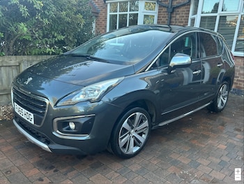 Used Peugeot 3008 2016 for sale - 76265704: Photo 4