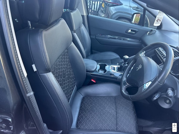 Used Peugeot 3008 2016 for sale - 76265704: Photo 6