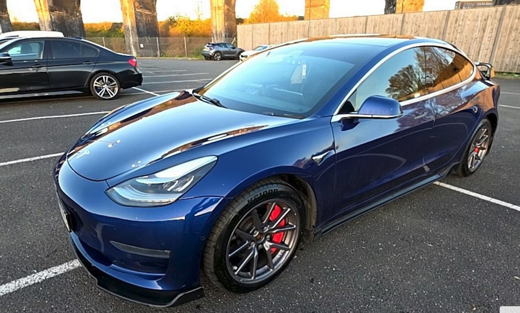Used Tesla Model 3 2020 for sale - 76796622: Photo 3