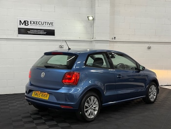 Used Volkswagen Polo 2016 for sale - 75690498: Photo