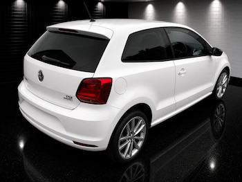 Used Volkswagen Polo 2015 for sale - 78513854: Photo