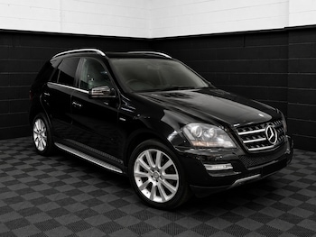 Used Mercedes-Benz M Class 2011 for sale - 78997991: Photo