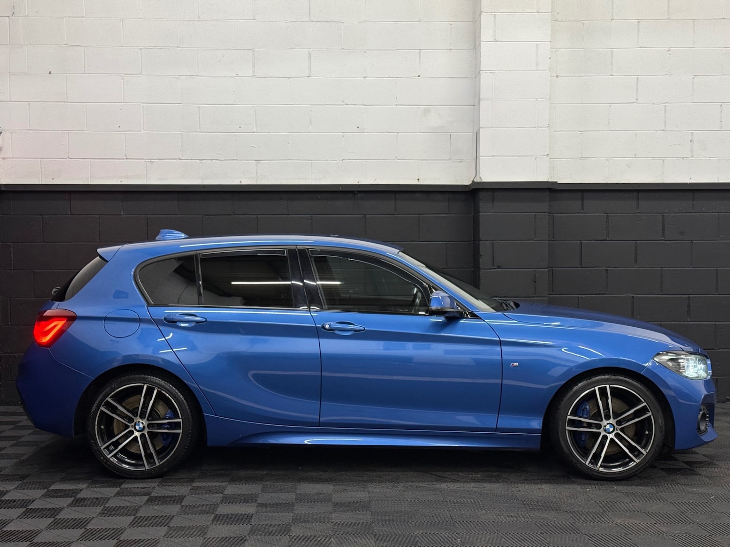 Used BMW 1 Series 2018 for sale - 77542565: Photo 2