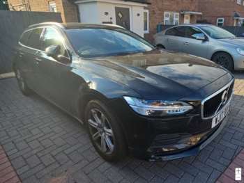 2017 (17) - 2.0 D4 Momentum 5dr Geartronic