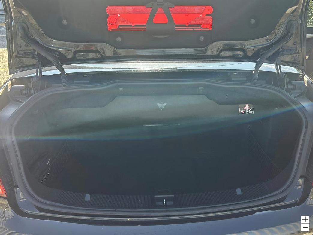 Used Mercedes-Benz E-Class 2015 for sale - 76143302: Photo 9