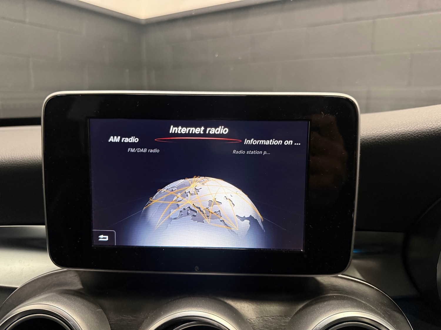 Used Mercedes-Benz C Class 2016 for sale - 76778199: Photo 25