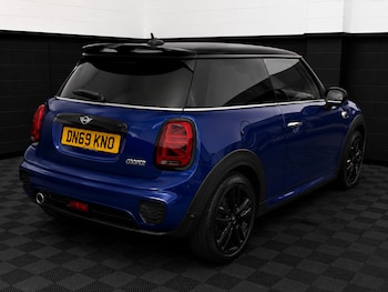 Used MINI Hatch 2019 for sale - 78701316: Photo