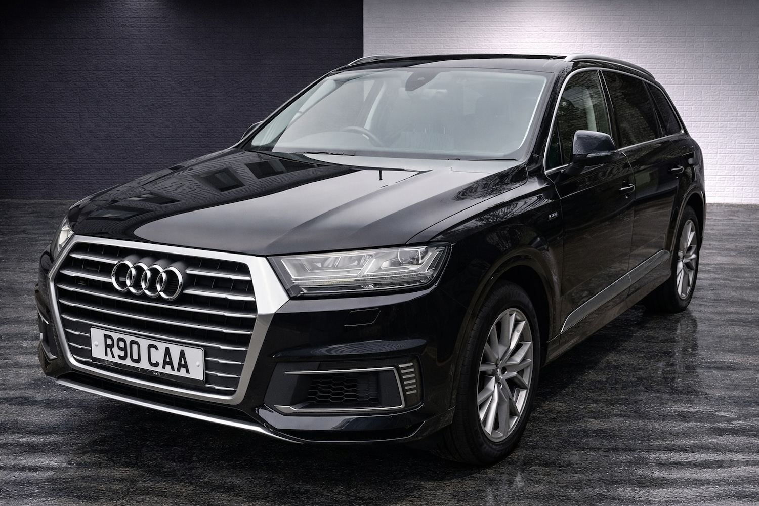 Used Audi Q7 2017 for sale - 77763248: Photo 3