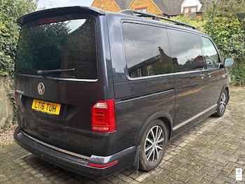 Used Volkswagen Caravelle 2016 for sale - 76027927: Photo