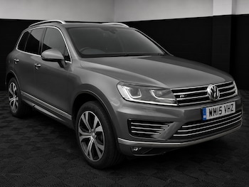 Used Volkswagen Touareg 2015 for sale - 78793744: Photo