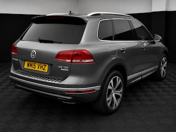 Used Volkswagen Touareg 2015 for sale - 78793744: Photo