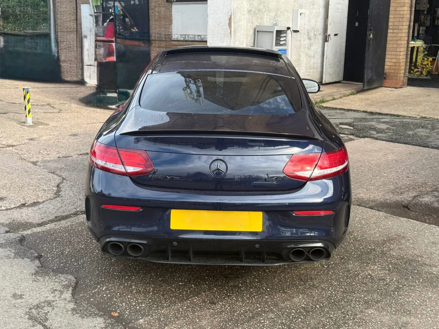 Used Mercedes-Benz C Class 2018 for sale - 76347324: Photo 4