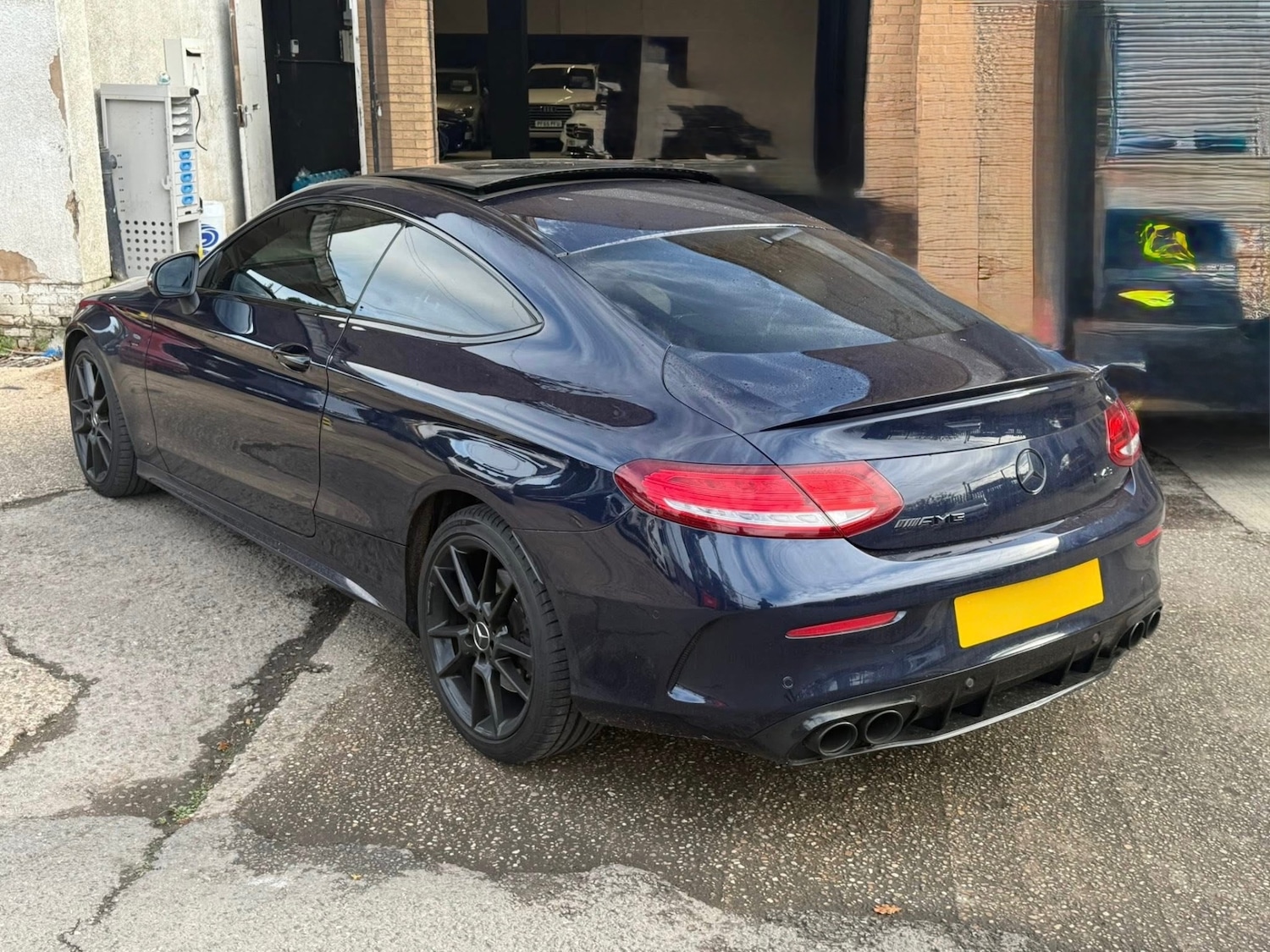 Used Mercedes-Benz C Class 2018 for sale - 76347324: Photo 5