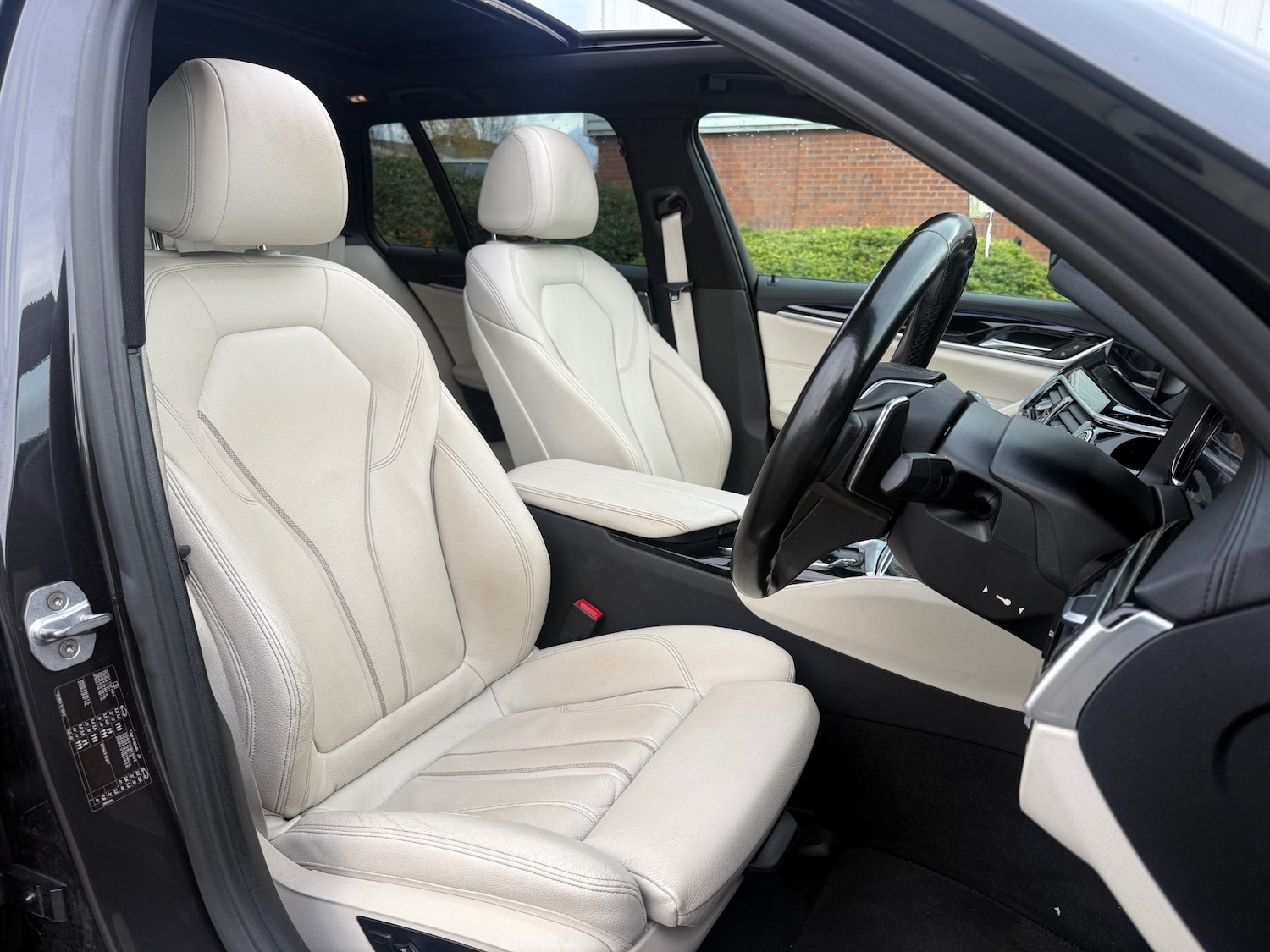 Used BMW 5 Series 2017 for sale - 76846005: Photo 7