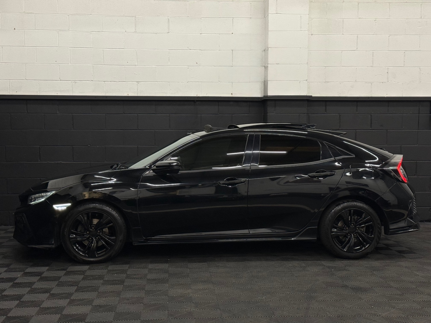 Used Honda Civic 2019 for sale - 77283401: Photo 6