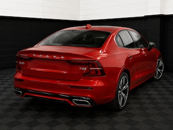Used Volvo S60 2019 for sale - 78699764: Photo