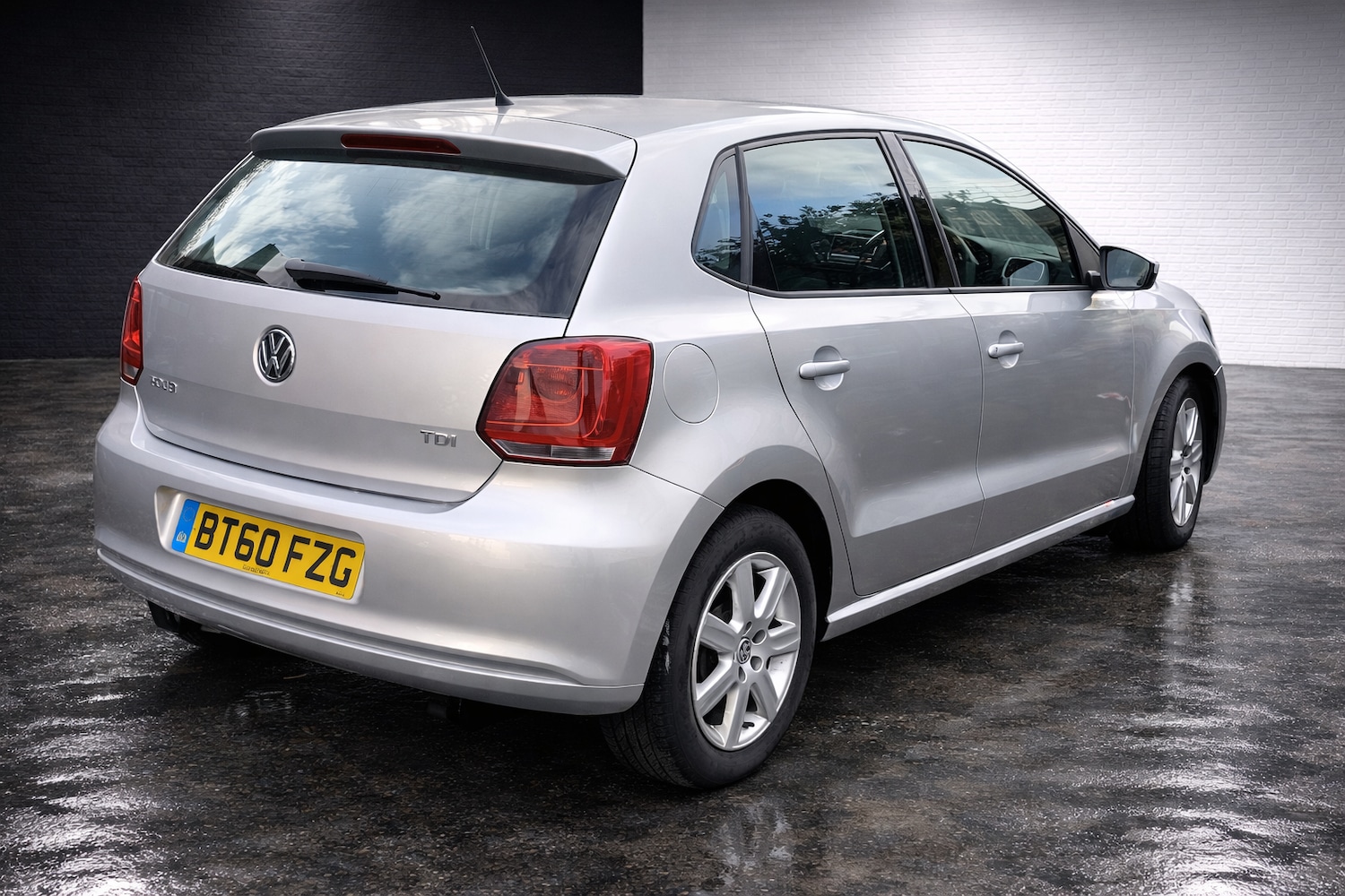 Used Volkswagen Polo 2011 for sale - 77746402: Photo 3