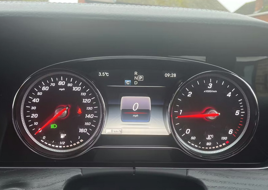 Used Mercedes-Benz E Class 2018 for sale - 77340089: Photo 10